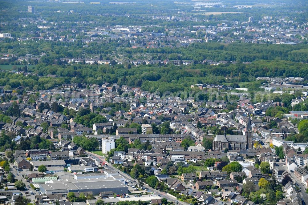 Mönchengladbach from above - Settlement area in the district Giesenkirchen in Moenchengladbach in the state North Rhine-Westphalia, Germany