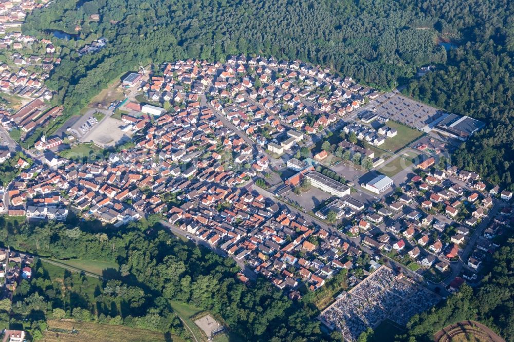 Aerial image Soufflenheim - Settlement area in Soufflenheim in Grand Est, France