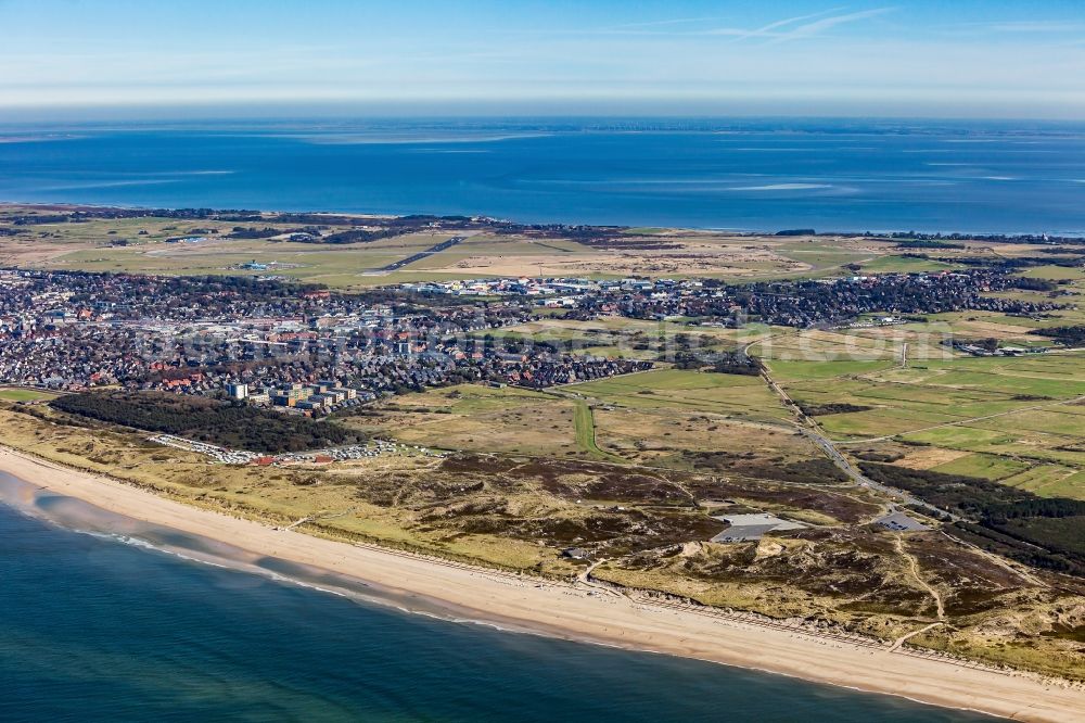 Sylt from the bird's eye view: Settlement area of Westerland and Tinnum on Sylt in the state of Schleswig-Holstein, Germany