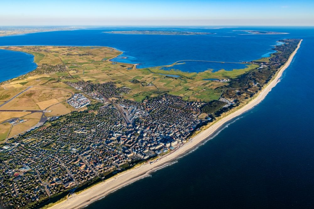 Sylt from above - Settlement area of Westerland and Tinnum on Sylt in the state of Schleswig-Holstein, Germany