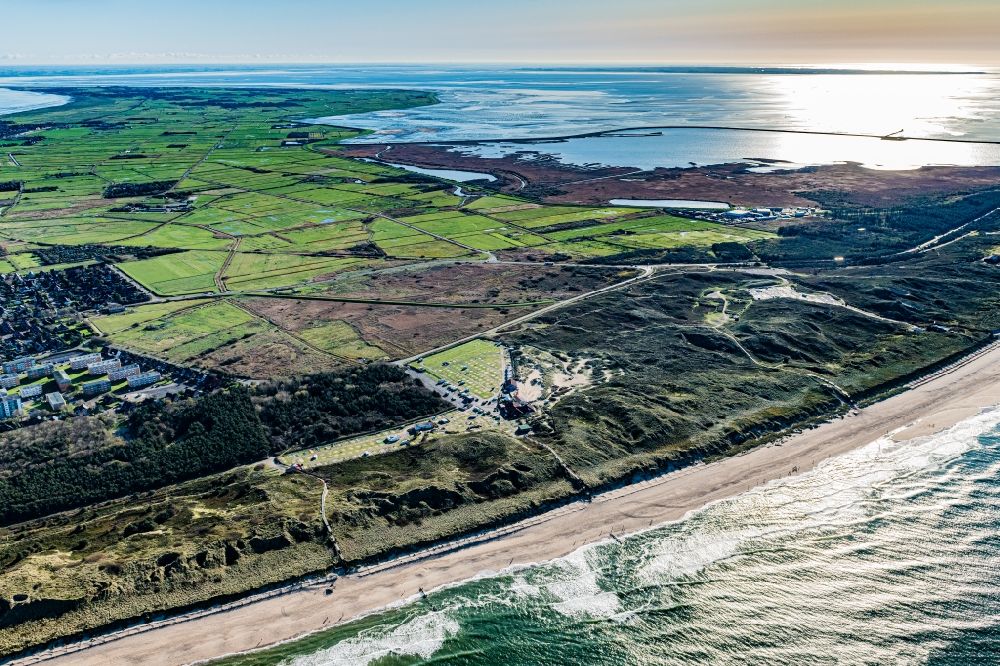 Sylt from the bird's eye view: Settlement area of Westerland and Tinnum on Sylt in the state of Schleswig-Holstein, Germany