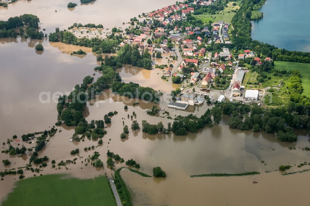 Aerial image Pirna - The situation during the flooding in East Germany on the bank of the river Elbe at the city of Pirna in the state of Saxony. View of the lake Kiessee opposite the city of Heidenau