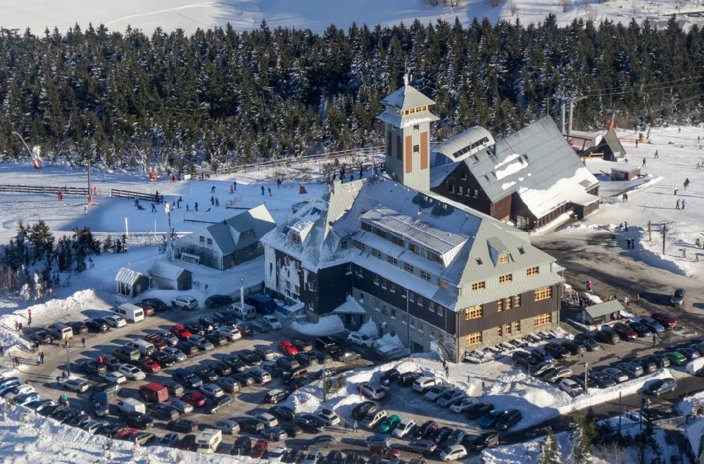 Aerial photograph Oberwiesenthal - Ski lifts and towers on the hilltop of Fichtelbergbahn at Oberwiesenthal in Saxony