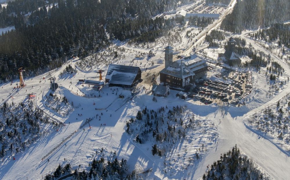 Aerial photograph Oberwiesenthal - Ski lifts and towers on the hilltop of Fichtelbergbahn at Oberwiesenthal in Saxony
