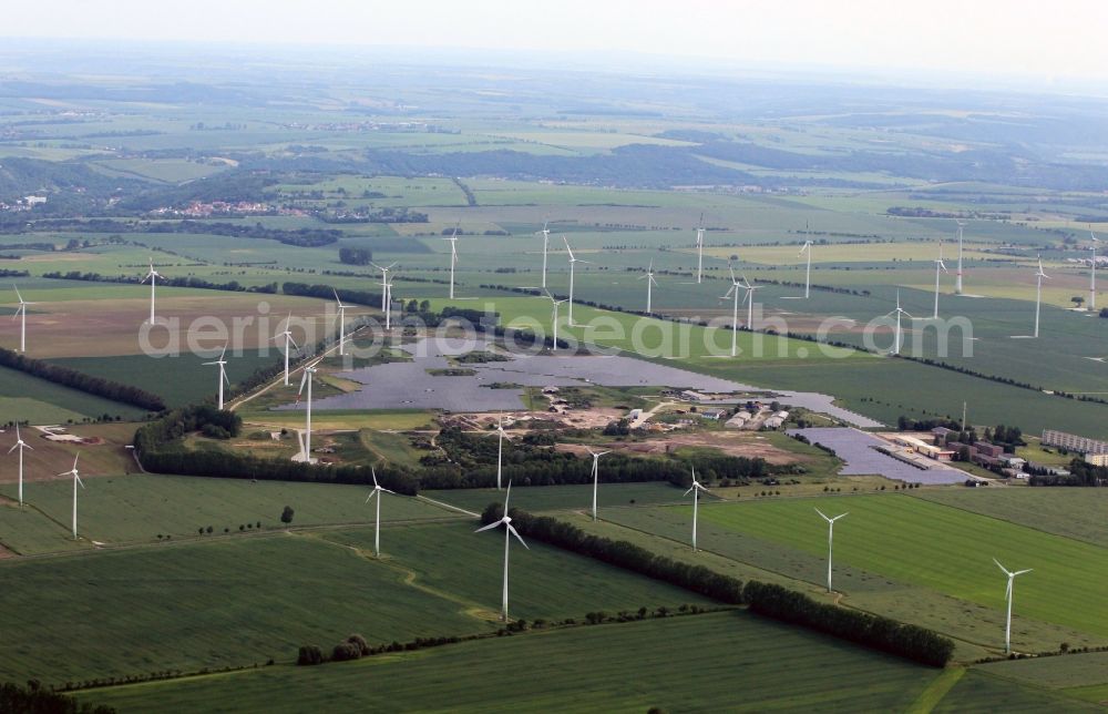  Eckolstädt from the bird's eye view: The EDF operates with the participation of citizens of Weimar with Eckolstaedt district Apolda in Thuringia a solar system with wind farm. The 40 wind turbines produce a PoWEr of almost 60 MW