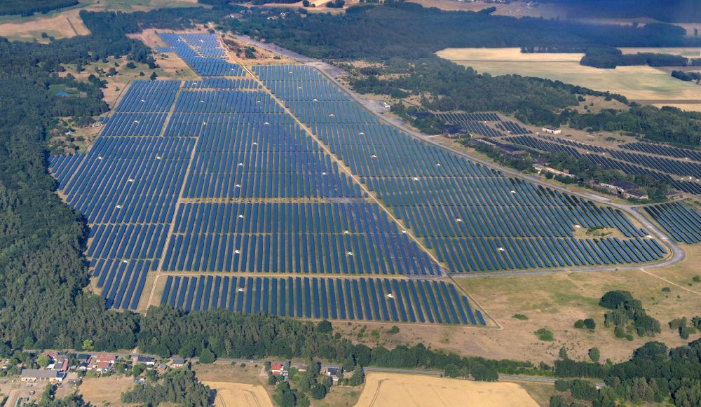 Aerial image Alt Daber - Solar power plant and photovoltaic systems on formerly the airfield in Alt Daber in the state Brandenburg, Germany