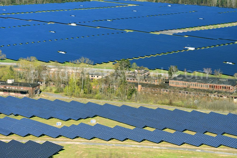 Aerial photograph Alt Daber - Solar power plant and photovoltaic systems on formerly the airfield in Alt Daber in the state Brandenburg, Germany