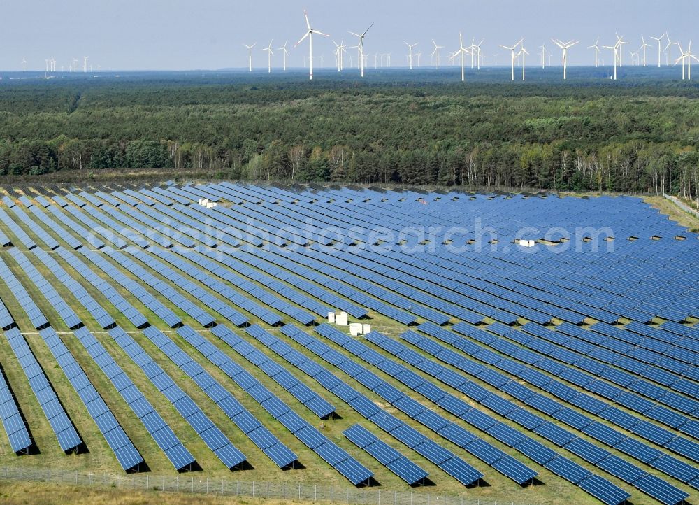 Aerial photograph Welzow - Solar power plant and photovoltaic systems on the airfield in Welzow in the state Brandenburg, Germany