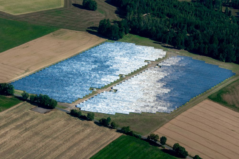 Aerial photograph Wiesau - Solar power plant and photovoltaic systems on street Muehlhofweg in Wiesau in the state Bavaria, Germany