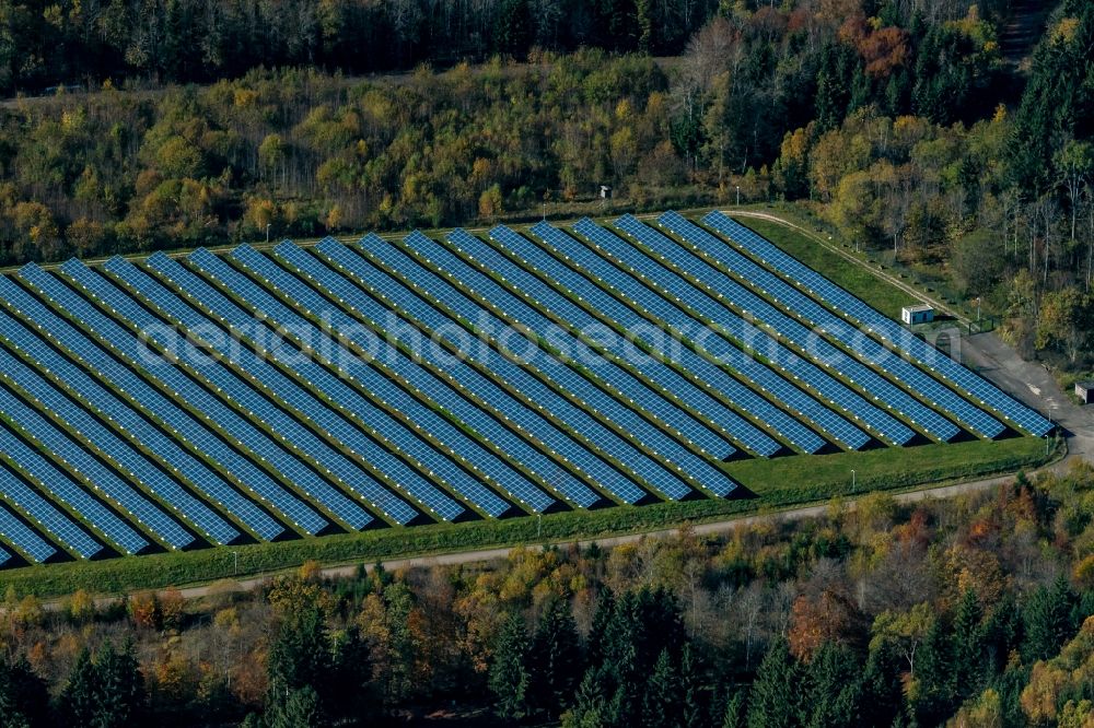 Großenstingen from above - Panel rows of photovoltaic and solar farm or solar power plant in Wald in Grossenstingen in the state Baden-Wurttemberg, Germany