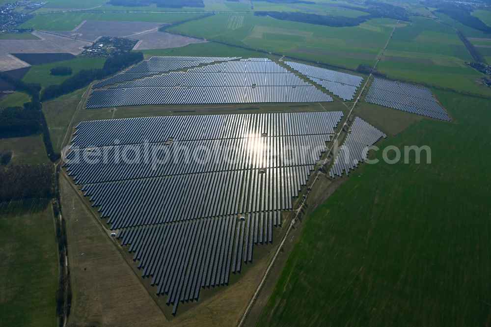 Willmersdorf from the bird's eye view: Solar park and solar power plant Solarpark Weesow-Willmersdorf in Willmersdorf in the state Brandenburg, Germany