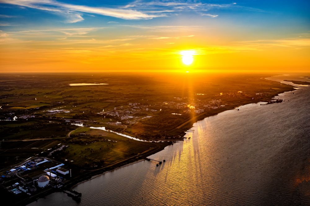 Aerial image Stade - Sunset over the countryside on the Elbe river in Stadef in the state Schleswig-Holstein, Germany
