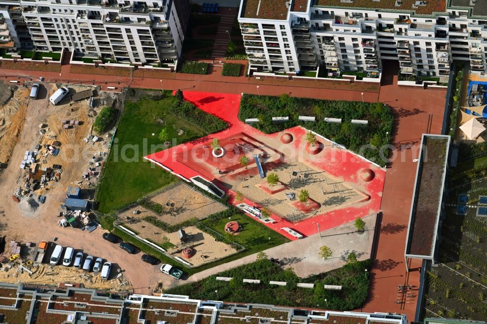 Aerial photograph Hamburg - Playground on the premises of the apartment building SonninPark on Nagelsweg - Sonninstrasse in the district of Hammerbrook in Hamburg, Germany