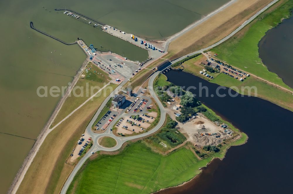 Aerial photograph Ockholm - Barrier lock system and ferry port Schluettsiel in Hauke-Haien-Koog in North Friesland in the state Schleswig-Holstein, Germany