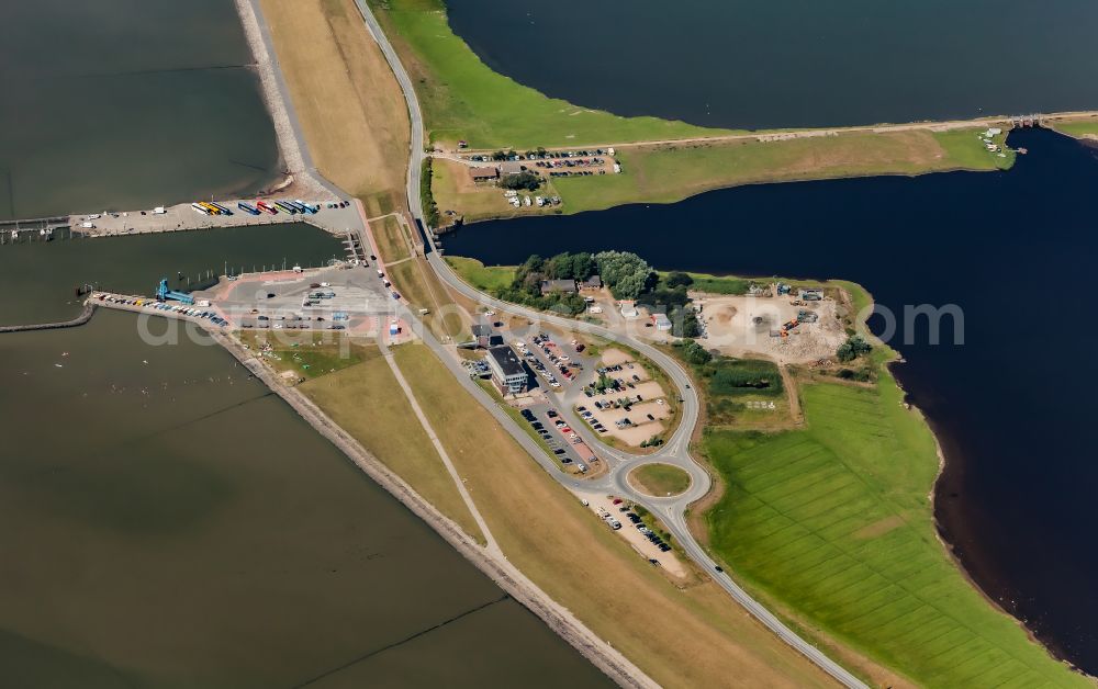 Ockholm from the bird's eye view: Barrier lock system and ferry port Schluettsiel in Hauke-Haien-Koog in North Friesland in the state Schleswig-Holstein, Germany