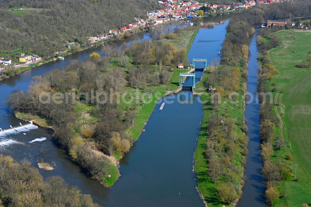 Aerial image Wettin - Barrier lock systems of the lock on the course of the river Saale on the street Muehlweg in Wettin in the state Saxony-Anhalt, Germany