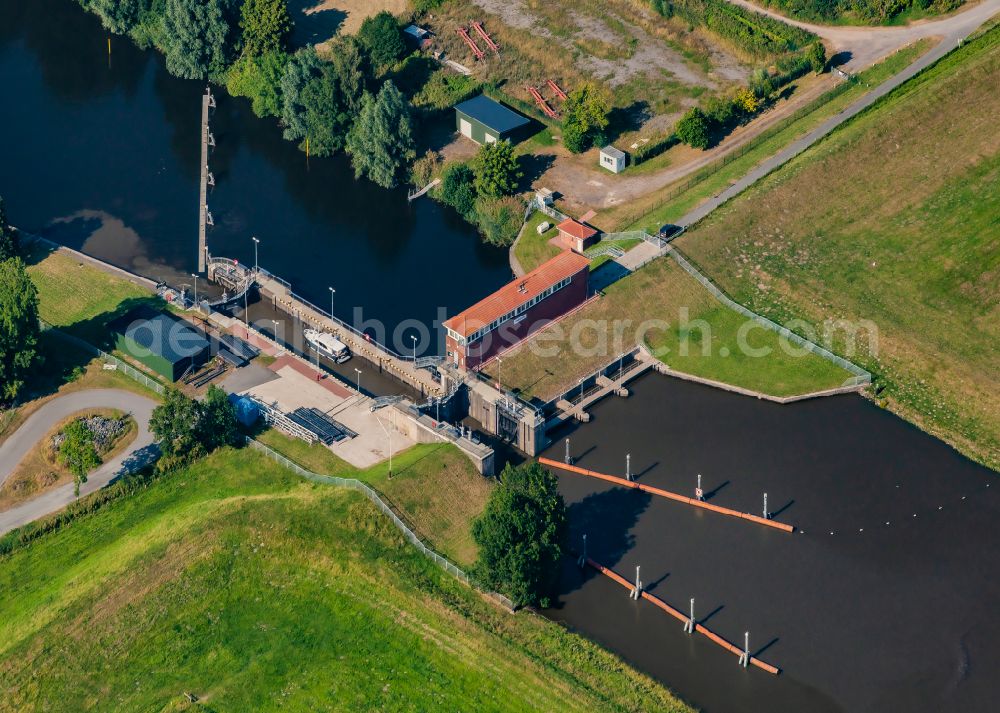 Aerial image Friedrichstadt - Lockage of the on Westersielzug on Eider on street Zum Hafen in Friedrichstadt in the state Schleswig-Holstein, Germany