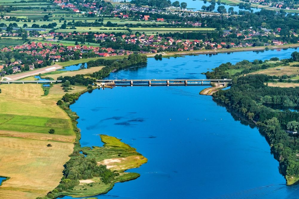 Aerial image Geesthacht - Barrage Barrage Elbe in Geesthacht in the state Schleswig-Holstein, Germany