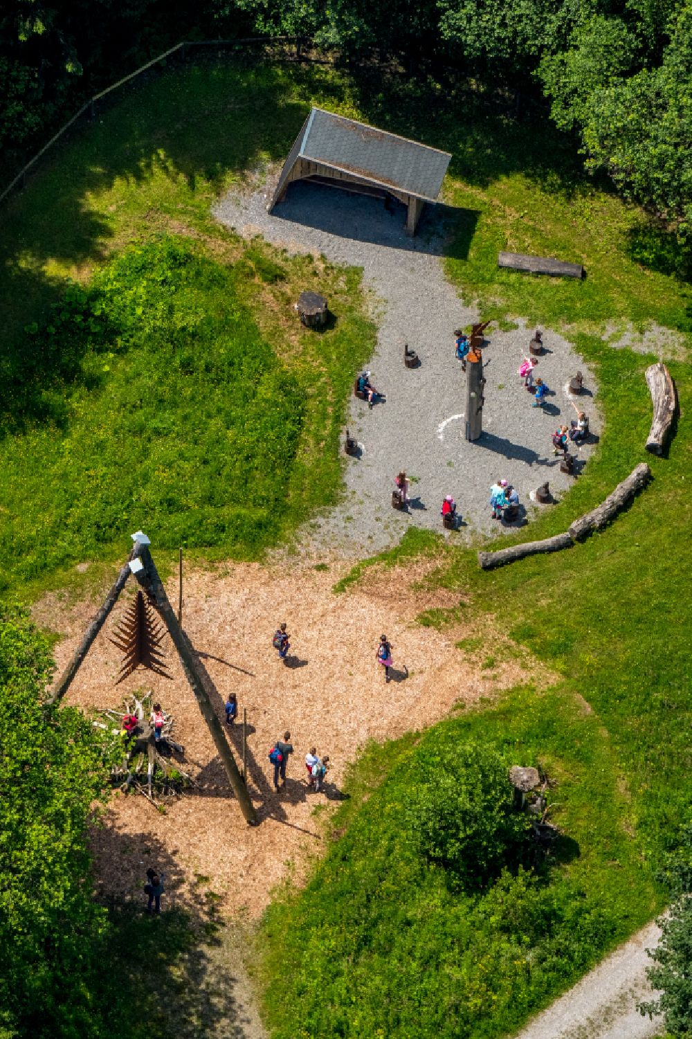 Aerial photograph Gudenhagen - Playground on street Am Haengeberg in Gudenhagen at Sauerland in the state North Rhine-Westphalia, Germany