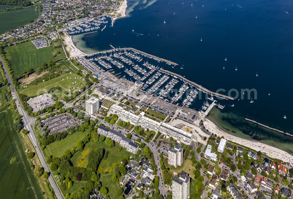 Aerial image Kiel - Craft and sailboat pier and boat berths in the harbor Olympiahafen Schilksee on the Soling street in Kiel in the state Schleswig-Holstein, Germany
