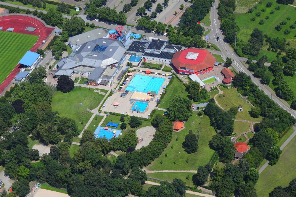 Aerial image Weil am Rhein - Sports facilities and swimming pool of the Laguna waterpark in Weil am Rhein in the state Baden-Wurttemberg, Germany