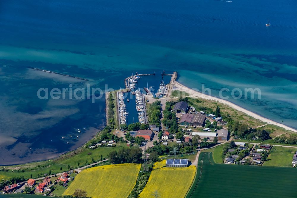 Großenbrode from above - Pleasure boat marina with docks and moorings on the shore area of the Baltic Sea in the district Grossenbroderfaehre in Grossenbrode in the state Schleswig-Holstein, Germany