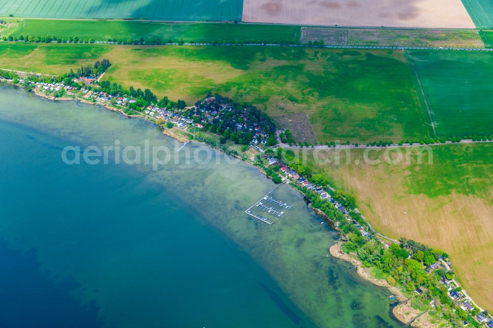 Aerial image Alt Schwerin - Pleasure boat marina with docks and moorings on the shore area on Plauer See in Alt Schwerin in the state Mecklenburg - Western Pomerania, Germany