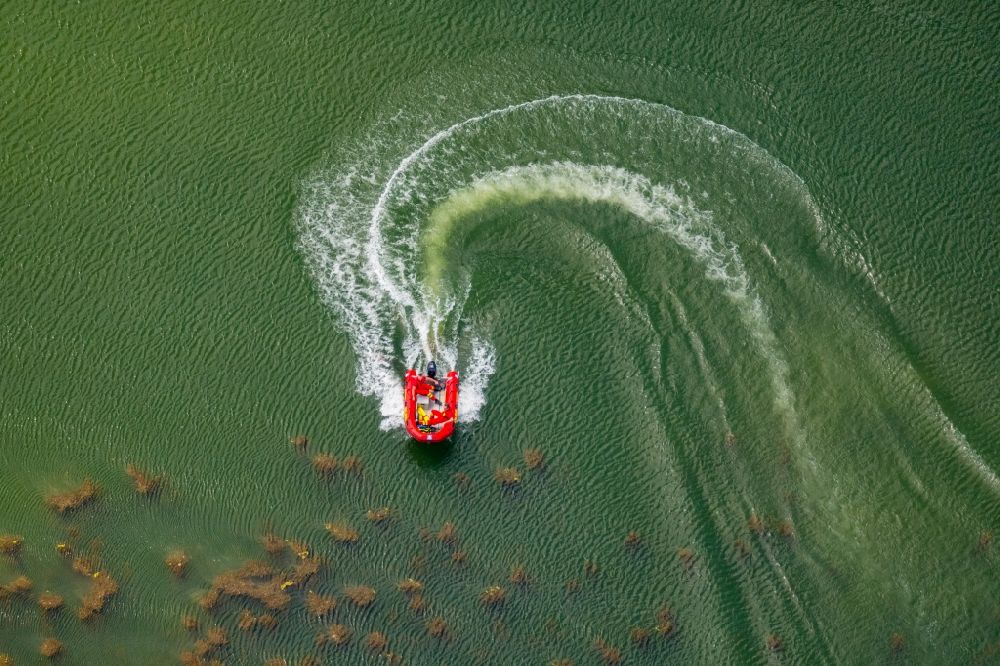 Aerial image Sassenberg - Sport boat - dinghy of the German Life Rescue Society e.V. on the Feldmarksee in Sassenberg in the state of North Rhine-Westphalia, Germany