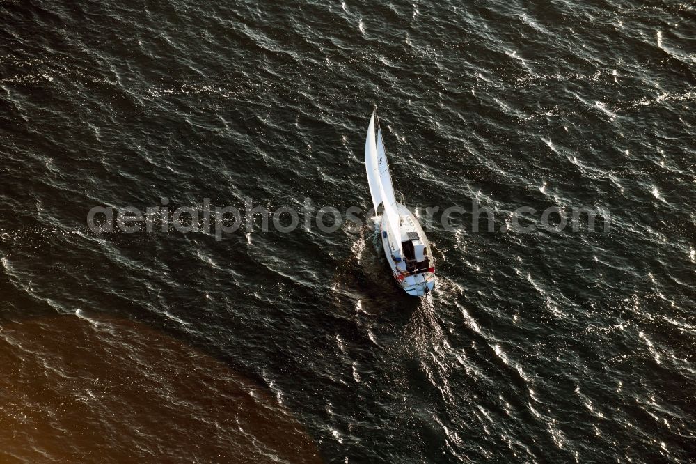 Aerial photograph Plau am See - Sailboat under way on Plauer See in Plau am See in the state Mecklenburg - Western Pomerania, Germany