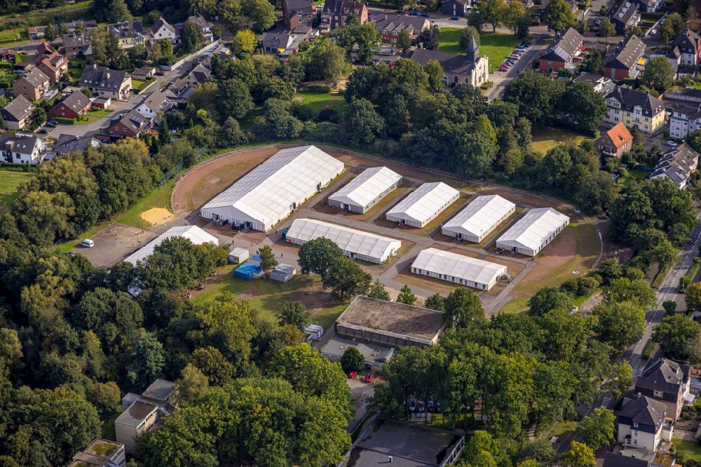 Aerial image Dorsten - Sports grounds and football pitch on Bismarckstrasse in the district Hervest in Dorsten at Ruhrgebiet in the state North Rhine-Westphalia, Germany
