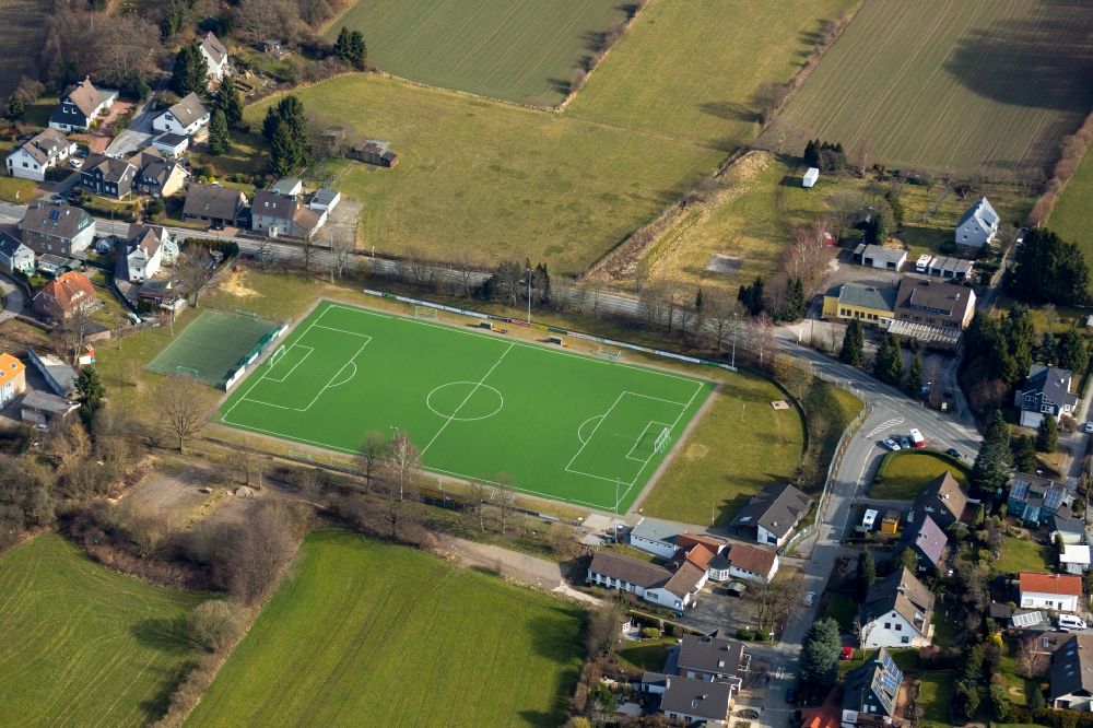 Aerial photograph Sprockhövel - Sports grounds and football pitch of Sport-Club Obersprockhoevel e.V. Kleinbeckstrasse in Sprockhoevel in the state North Rhine-Westphalia, Germany