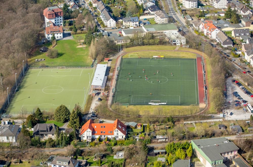 Aerial photograph Velbert - Sports grounds and football pitch Sportclub Velbert eV on Von-Boettinger-Strasse in Velbert in the state North Rhine-Westphalia