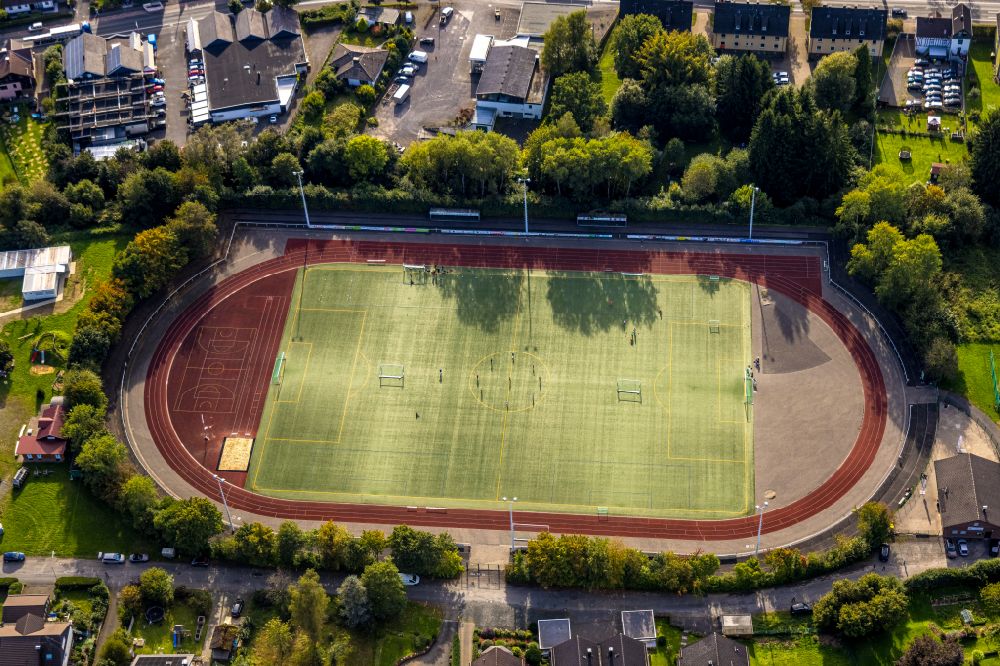 Aerial image Kreuztal - Sports grounds and football pitch Sportfreunde Eichen-Krombach e.V. in Stendenbach in Kreuztal in the state North Rhine-Westphalia