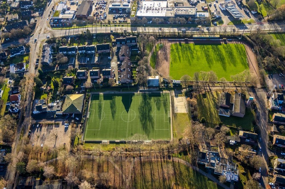 Aerial image Dorsten - Sports grounds and football pitch of Sportverein Dorsten-Hardt on Storchsbaumstrasse in the district Hardt in Dorsten in the state North Rhine-Westphalia, Germany