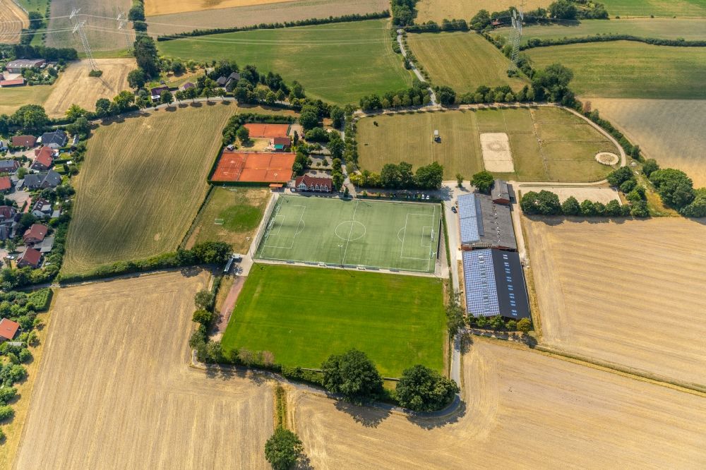 Aerial photograph Rinkerode - Sports grounds and football pitch of Sportverein Rinkerode von 1912 e.V. in Rinkerode in the state North Rhine-Westphalia, Germany