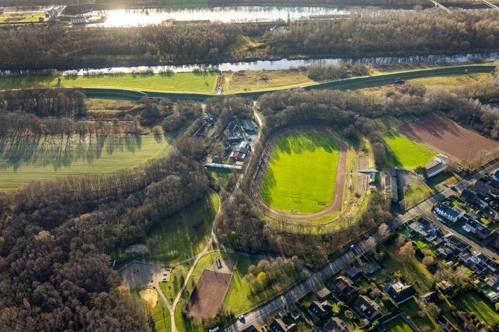 Aerial image Dorsten - Sports grounds and football pitch of SuS Hervest-Dorsten 1919 e.V. on Ellerbruchstrasse in Dorsten in the state North Rhine-Westphalia, Germany