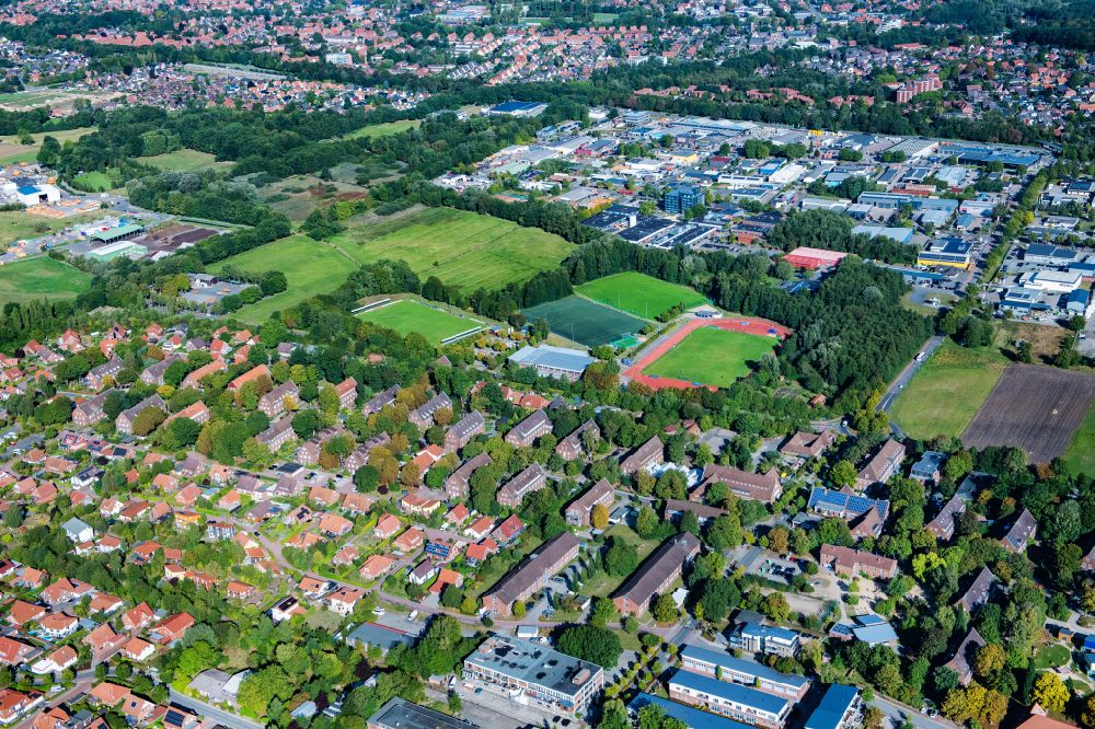 Stade from above - Sports grounds and football pitch VFL Stade in the district Ottenbeck in Stade in the state Lower Saxony, Germany