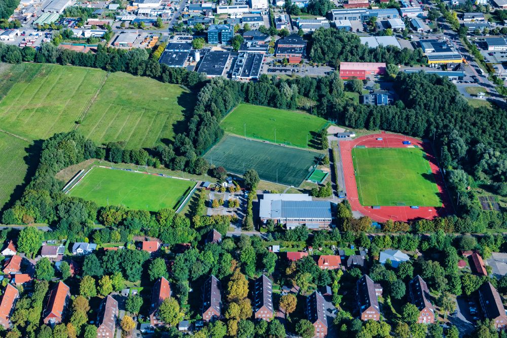 Aerial image Stade - Sports grounds and football pitch VFL Stade in the district Ottenbeck in Stade in the state Lower Saxony, Germany