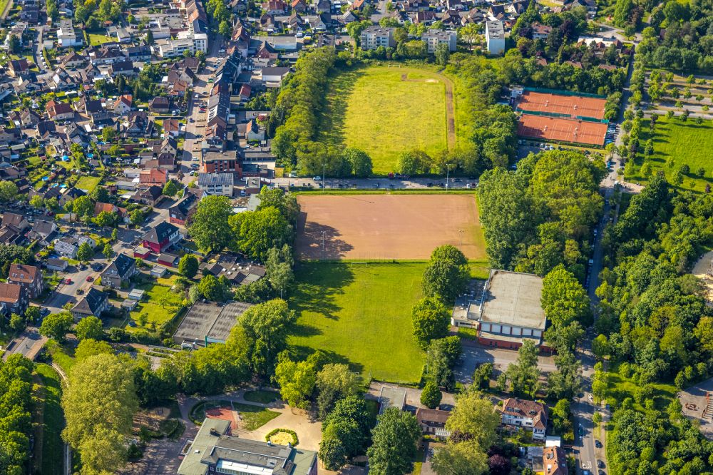 Hamm from the bird's eye view: Ensemble of sports grounds on Glueck-Auf-Stadion in the district Herringen in Hamm at Ruhrgebiet in the state North Rhine-Westphalia, Germany