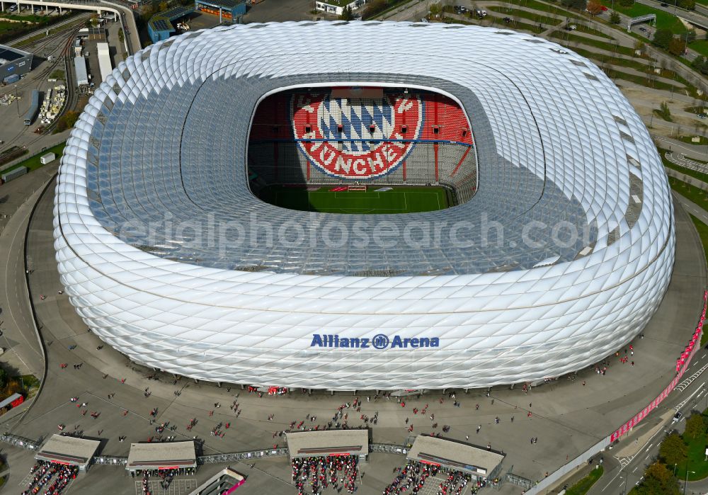München from the bird's eye view: Sports facility grounds of the Arena stadium Allianz Arena on Werner-Heisenberg-Allee in Munich in the state Bavaria, Germany