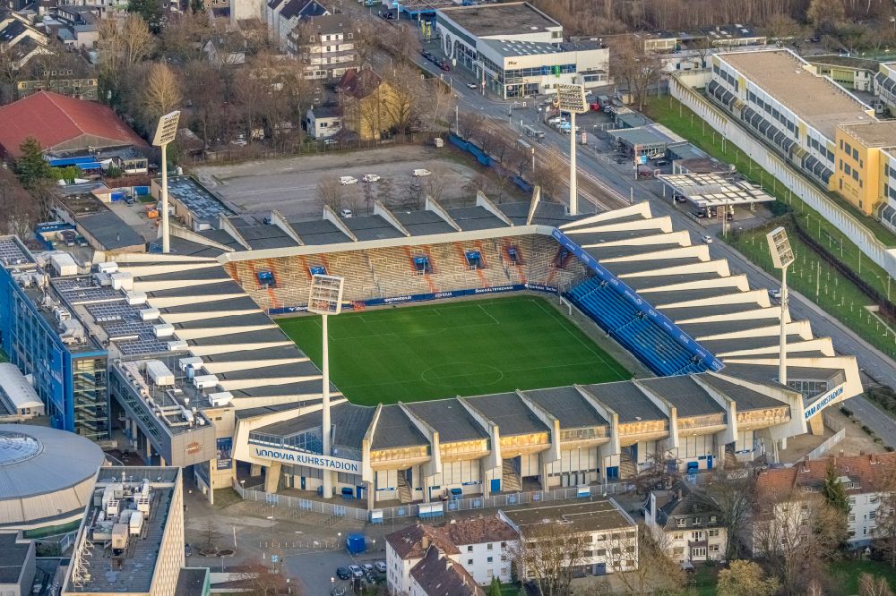 Bochum from the bird's eye view: sports facility grounds of the stadium Vonovia Ruhrstadion formerly rewirpowerSTADION and Ruhrstadion on Castroper Strasse in Bochum in the Ruhr area in the state of North Rhine-Westphalia