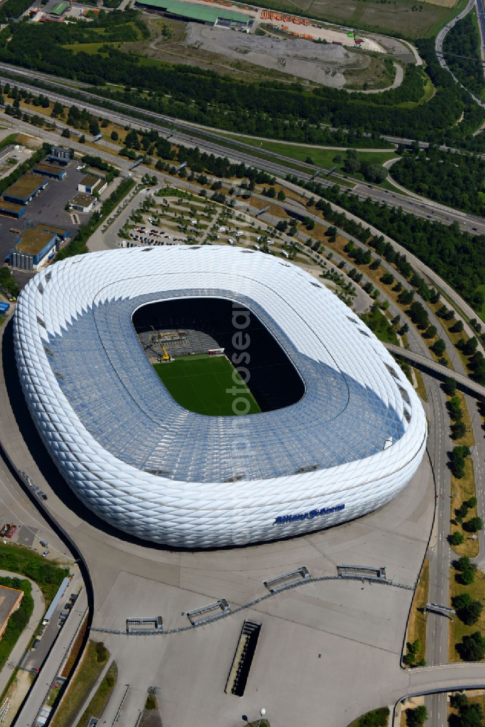 Aerial image München - Sports facility grounds of the Arena stadium Allianz Arena on Werner-Heisenberg-Allee in Munich in the state Bavaria, Germany