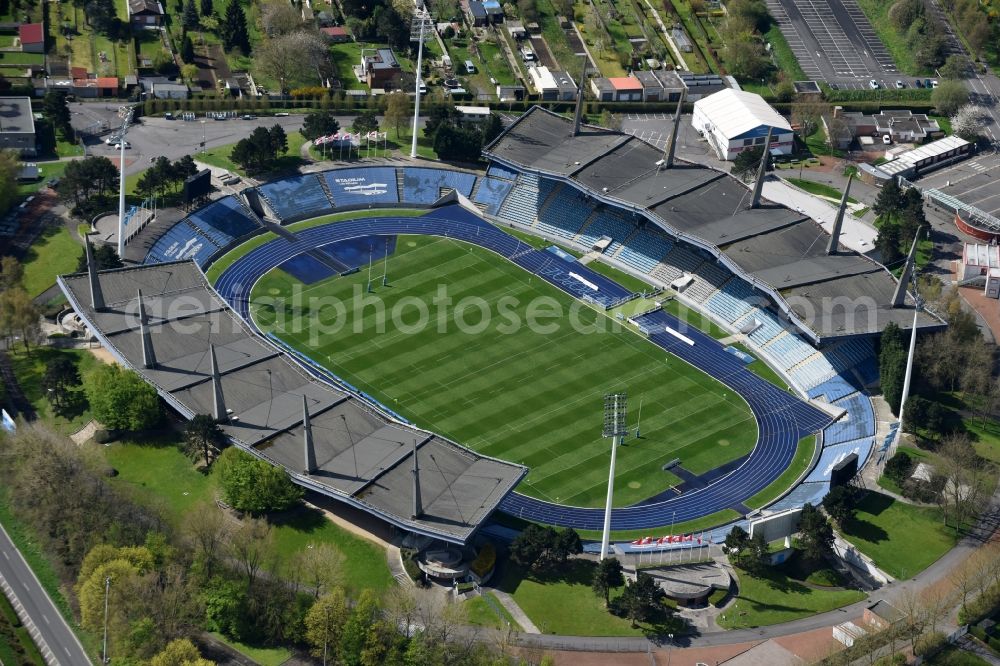 Lille from the bird's eye view: Sports facility grounds of the Arena stadium Stadium Nord Lille Metropole on Avenue de la Chatellenie in Lille in Nord-Pas-de-Calais Picardy, France