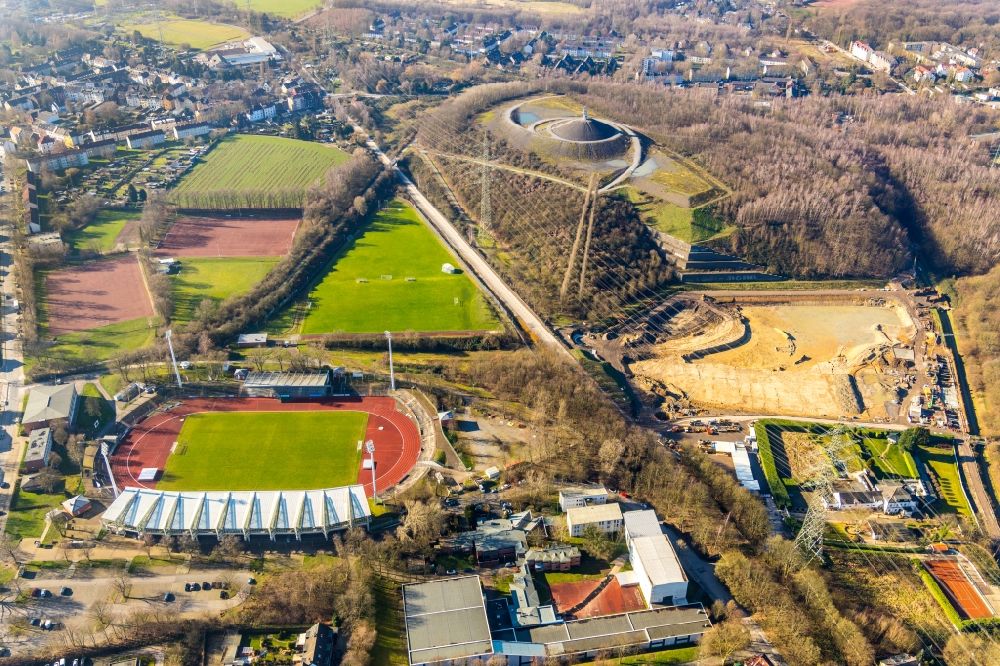 Bochum from the bird's eye view: Sports facility grounds of the Arena stadium Lohrheidestadion overlooking the Landmarke Himmelstreppe by the artist Herman Prigann on a former slag heap in the district Wattenscheid in Bochum in the state North Rhine-Westphalia