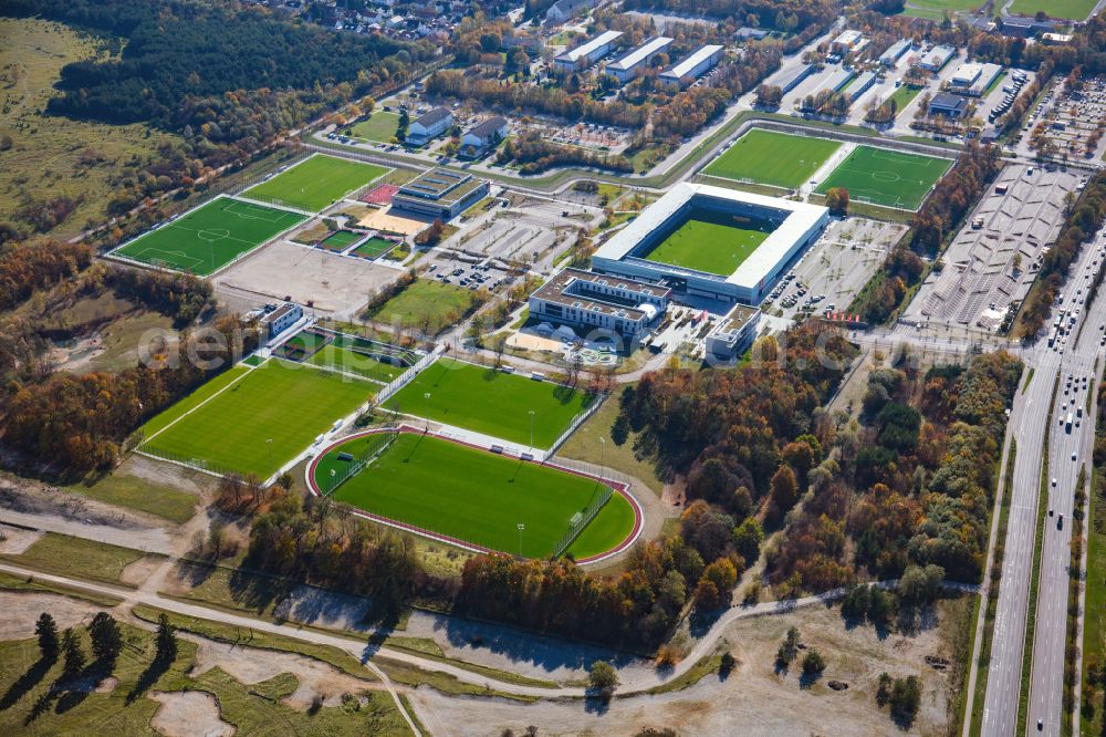 München from the bird's eye view: Sports facility grounds of the Arena stadium of Nachwuchsleistungszentrum (NLZ) fuer den FC Bayern Muenchen in the district Milbertshofen-Am Hart in Munich in the state Bavaria, Germany