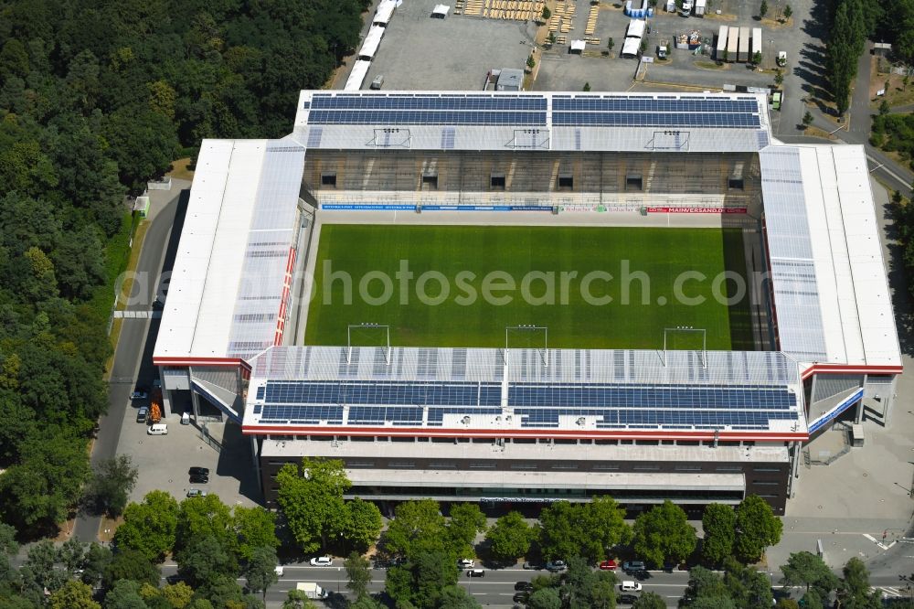 Offenbach am Main from the bird's eye view: Sports facility grounds of the Arena stadium Sparda-Bank-Hessen-Stadion on Bieberer Berg in Offenbach am Main in the state Hesse