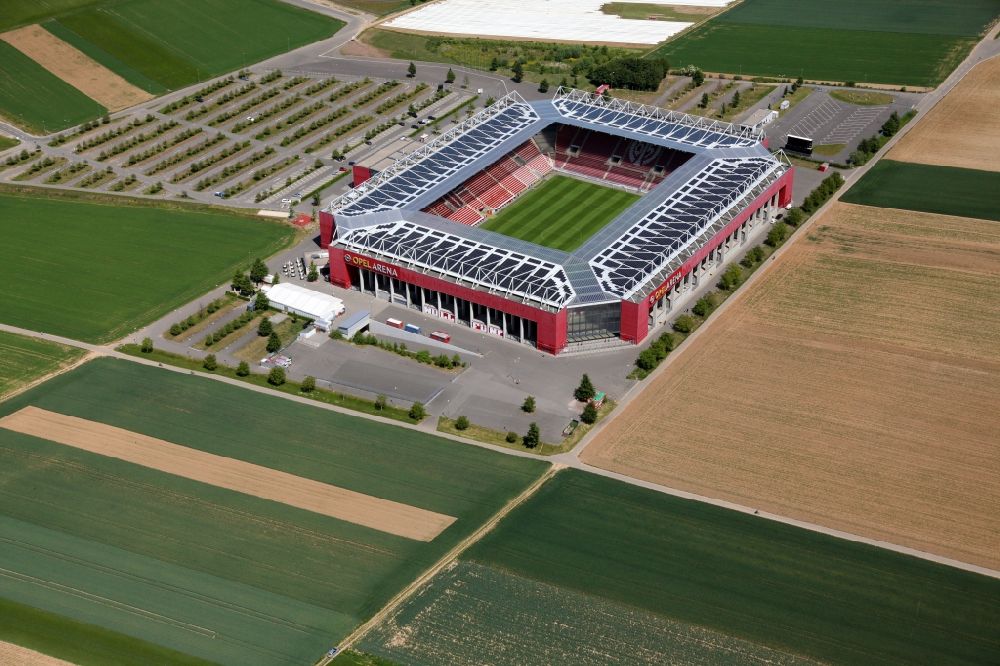 Mainz from the bird's eye view: Sports facility grounds of the arena of the stadium OPEL ARENA (former name Coface Arena) on Eugen-Salomon-Strasse in Mainz in the state Rhineland-Palatinate, Germany