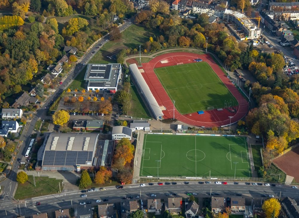 Aerial photograph Bottrop - Sports facility grounds of stadium Jahnstadion in Bottrop in the state North Rhine-Westphalia, Germany