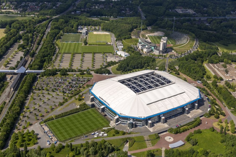 Gelsenkirchen from above - View the Veltins-Arena, the stadium of Bundesliga football team FC Schalke 04. The multifunctional arena also offers space for concerts and other sports events such as biathlon, ice hockey or boxing