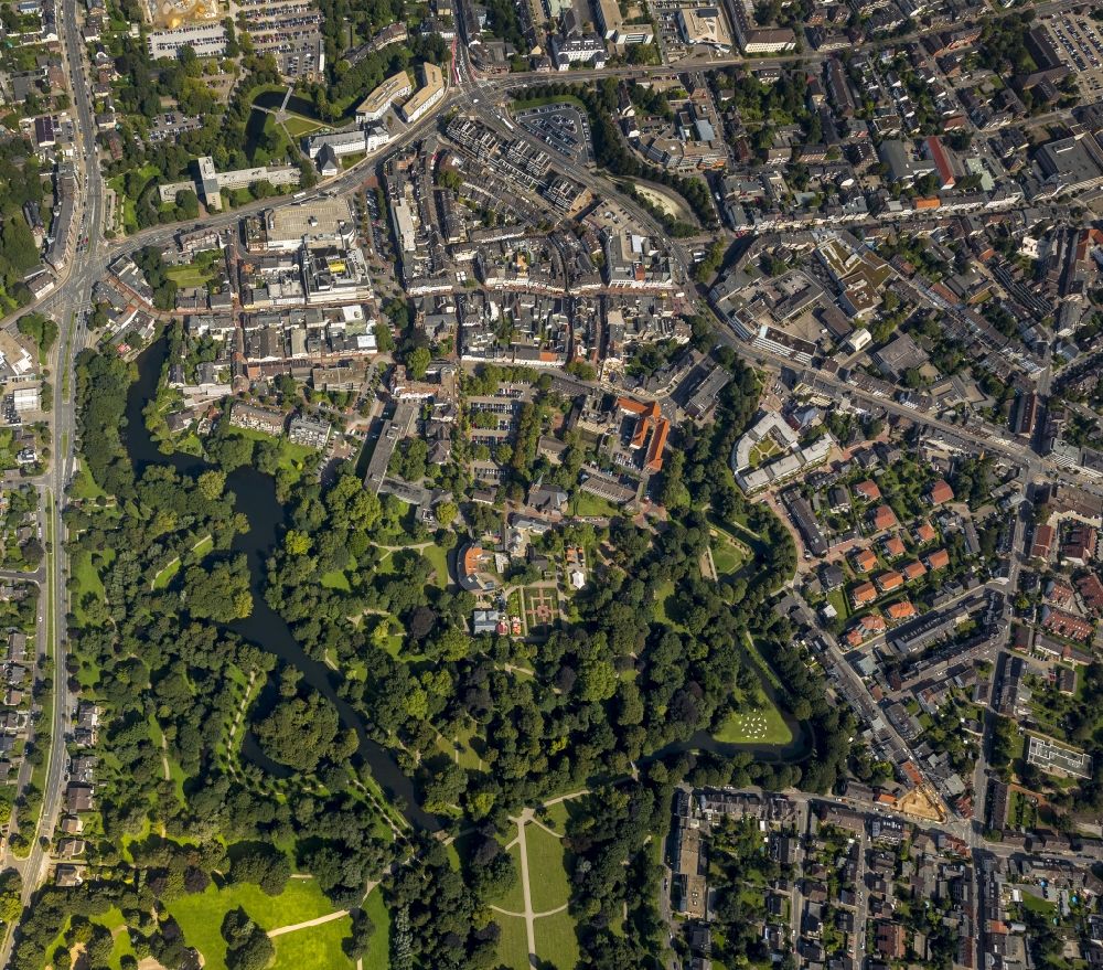 Moers from above - City view with old ramparts of the former city walls and castle park in Moers in North Rhine-Westphalia